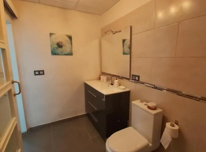 Casa El Peral بيت للعطل *